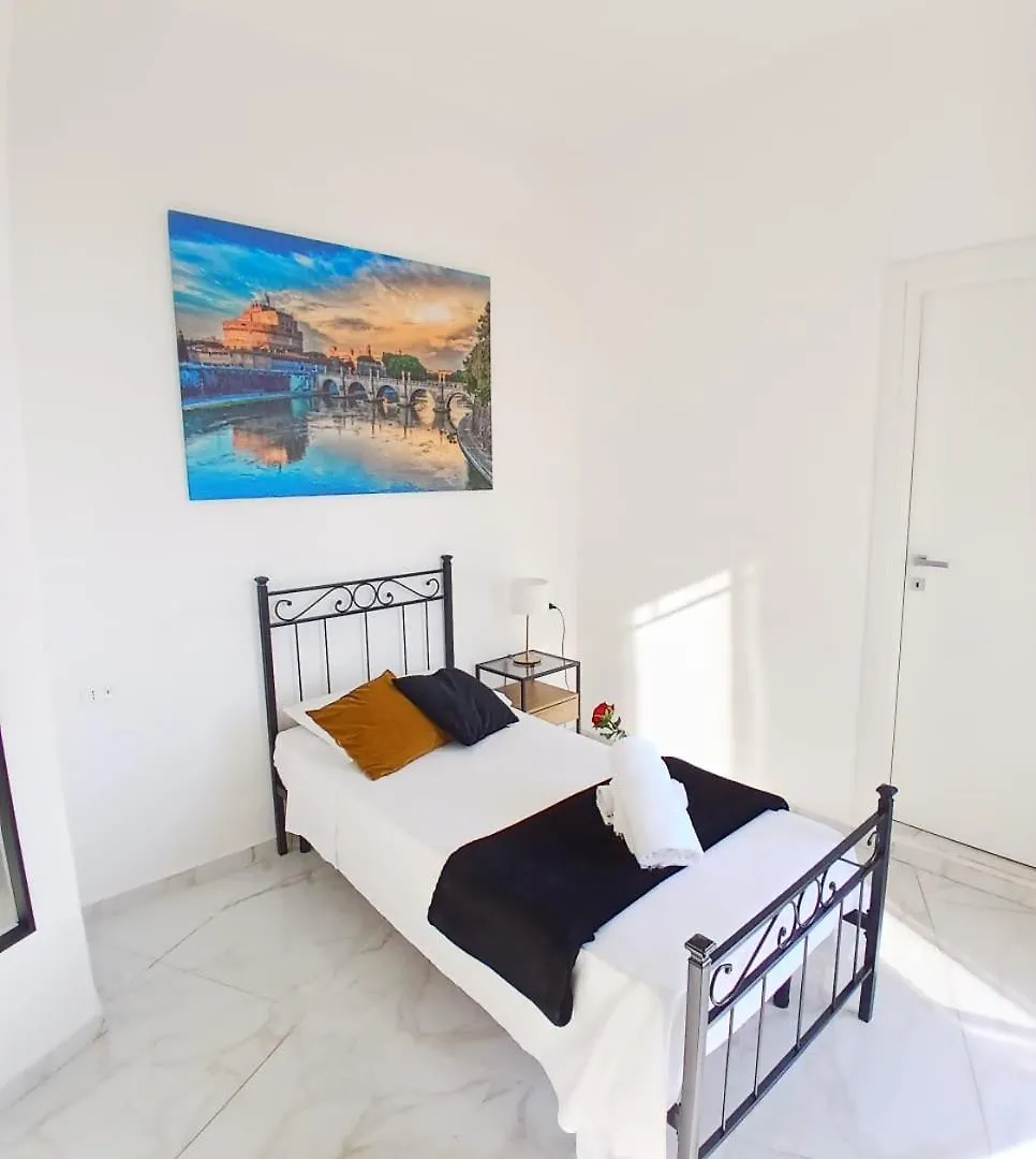 Re Di Roma Rooftop Guest house Rome